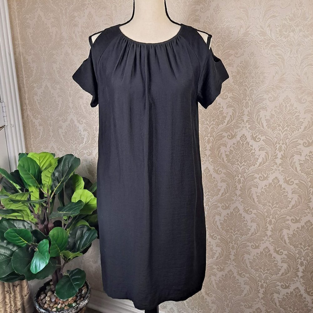 Cynthia Rowley Size 2 Black Cold Shoulder Shift Dress Pockets Short Sleeve EUC
